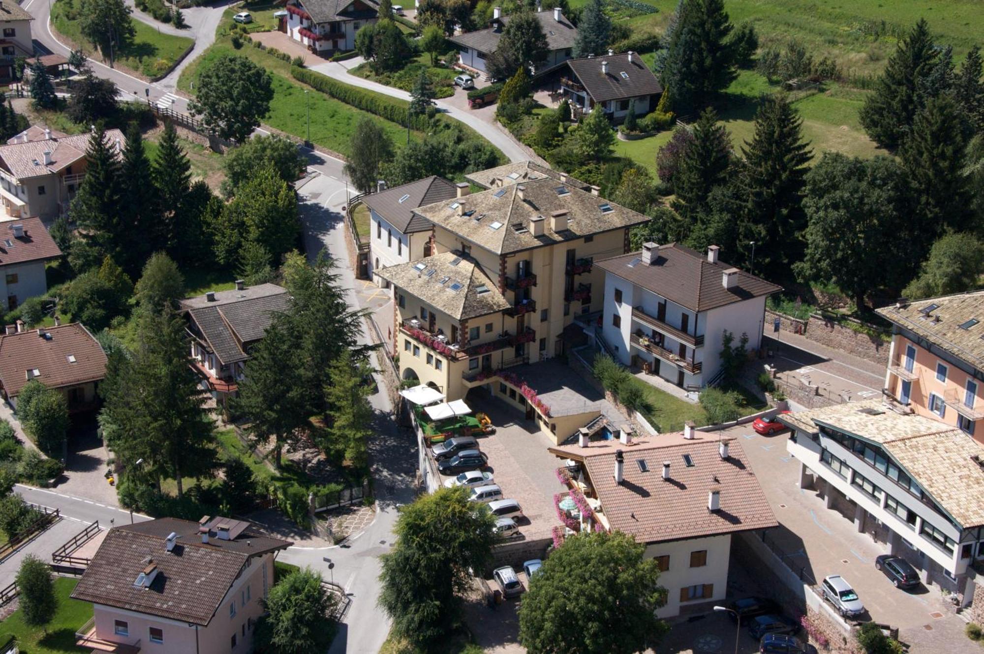 Hotel Corona Carano  Exterior photo